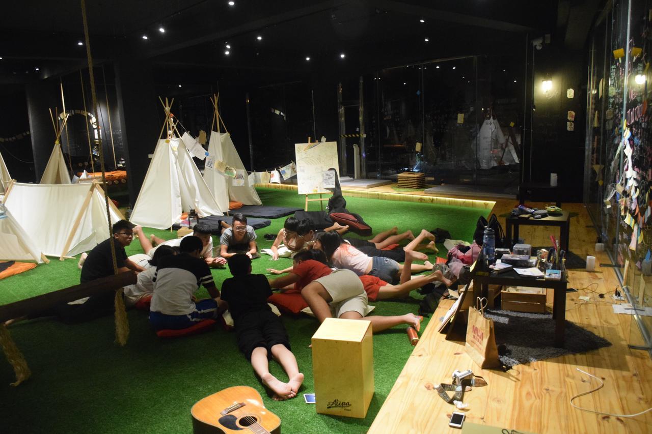 Perbed Hostel-Taichung Station Esterno foto